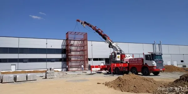 Yunuslar Vinç Galeri