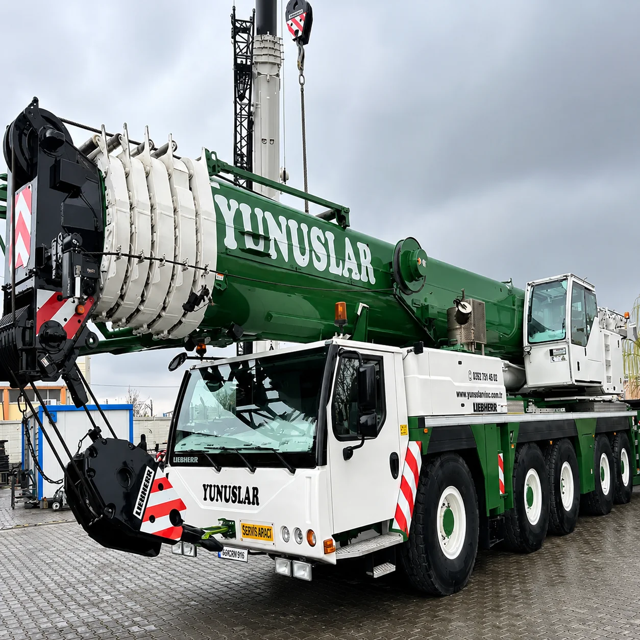 Liebherr LTM 1220-5.1